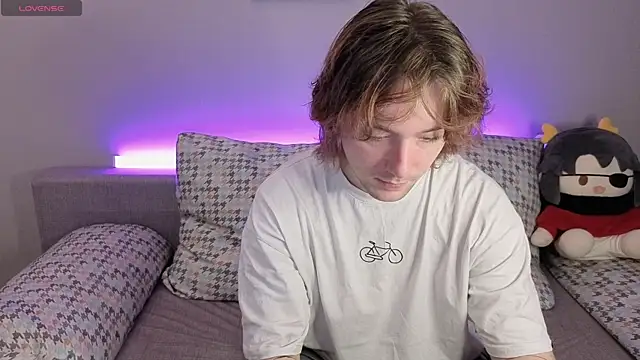 ellen and danny online show from October 19, 5:04 pm