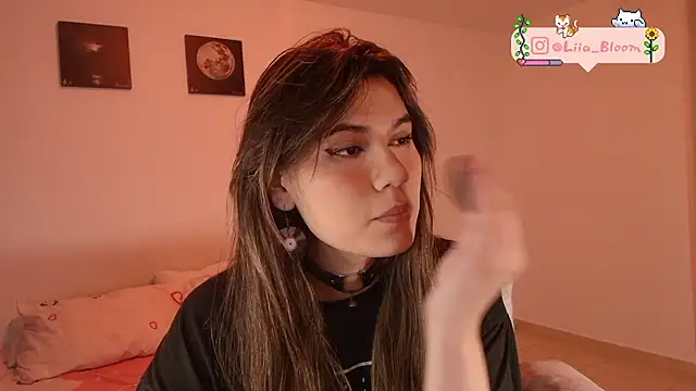 Liia-Bloom online show from September 14, 3:15 am