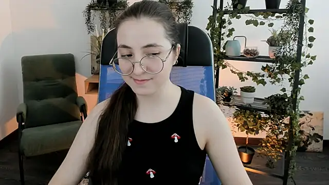 VirtuallVoyant online show from March 17, 7:34 am