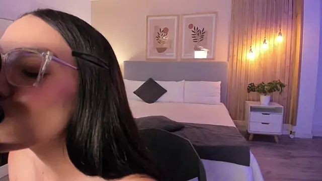 AuroraEvanss online show from September 9, 9:47 pm