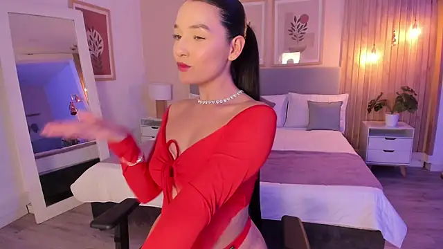 AuroraEvanss online show from March 13, 10:00 pm