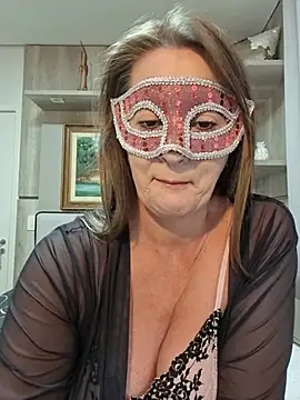 Sabrina farm online show from July 8, 1:30 am