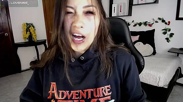 Mia 1120 online show from November 14, 9:59 pm