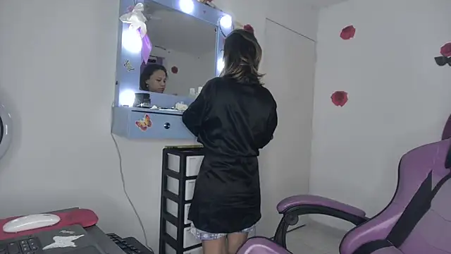 soffy rosses online show from March 25, 1:11 am