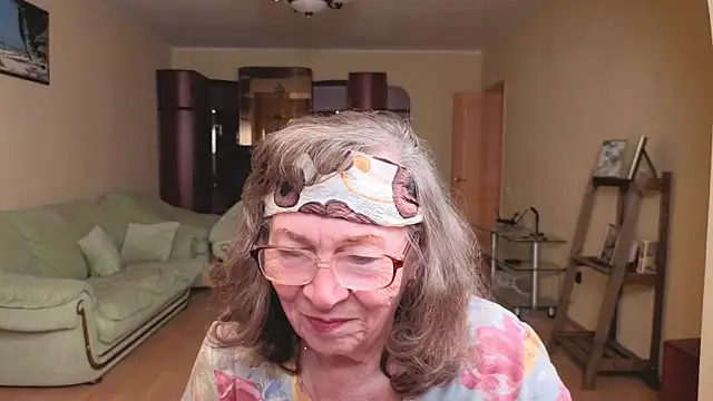 Betty Brick online show from May 17, 4:06 pm