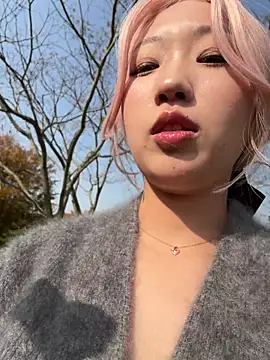 winter11 online show from November 7, 3:23 am