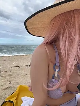 winter11 online show from September 18, 3:16 am