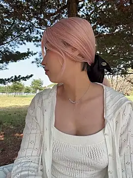 winter11 online show from April 15, 4:02 am