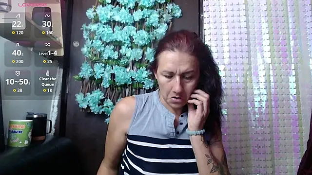 darling hott online show from September 26, 9:18 am