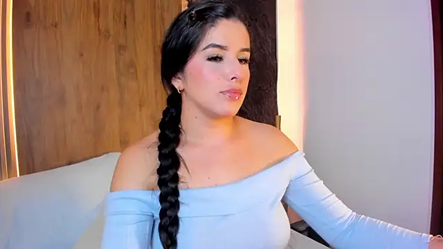 evelin lopezz online show from September 23, 2:10 am