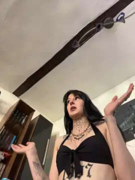 Seductively4 20 online show from May 27, 8:44 am
