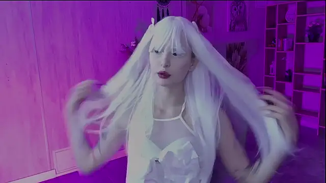 AvaDaviis online show from October 12, 7:55 am