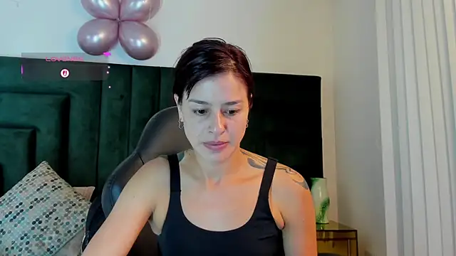 valerieMattson online show from December 16, 5:30 pm