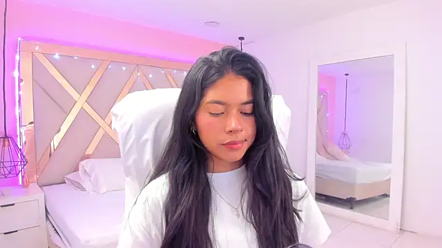 samantaa shy online show from March 2, 10:59 pm