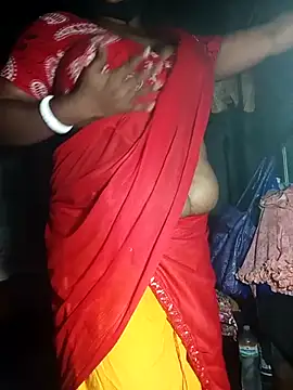 Nude-Priya2 online show from September 23, 6:28 pm