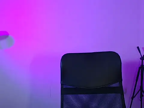 Gigibies1 online show from September 12, 1:07 pm