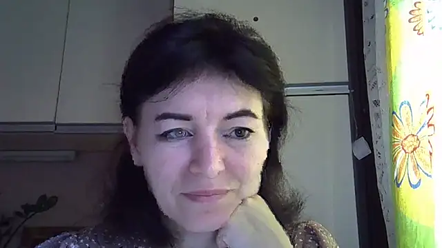 Krystal 82 online show from October 14, 8:28 am