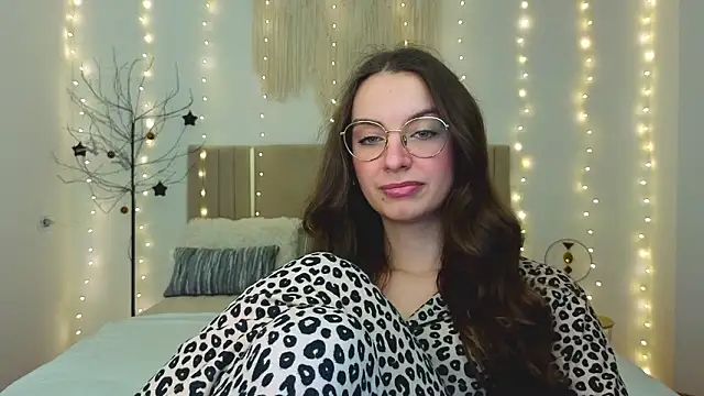 Real cutie1 online show from February 5, 2:20 pm