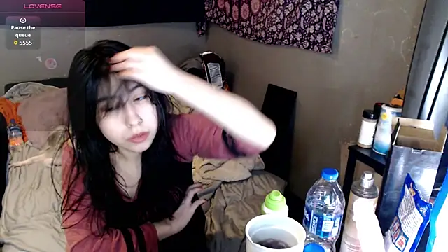 London Ray online show from December 1, 2:37 am