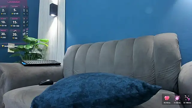 MartinaBlakees online show from December 5, 3:46 pm