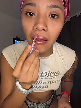 Nia Desire online show from January 15, 5:46 am