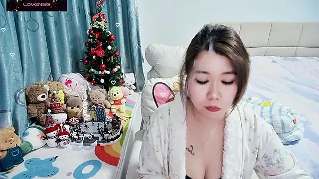 Onlyxixi online show from February 8, 1:04 pm