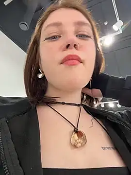 lucy-joy online show from February 20, 11:23 am