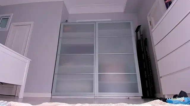 xxxenony    online show from December 19, 1:25 pm