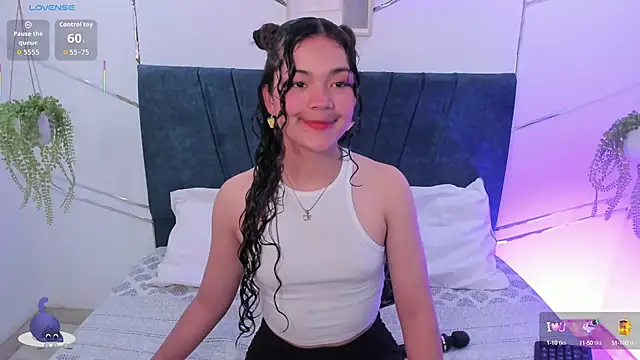 Camilla Miller01 online show from September 29, 7:52 pm