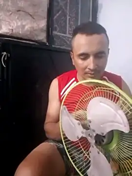 miroqui143 online show from November 5, 12:27 am