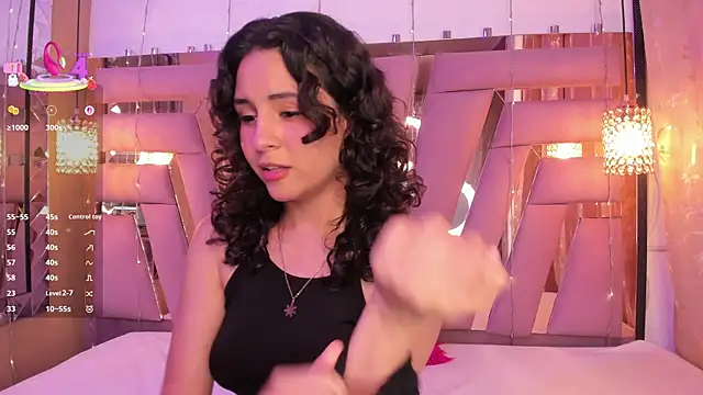 HadaKiss online show from September 22, 3:10 pm