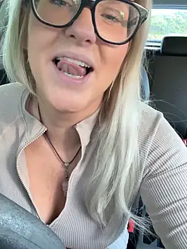 Charleigh xx online show from September 12, 5:09 pm