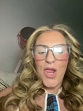 Charleigh xx online show from June 7, 5:14 am