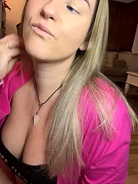 Charleigh xx online show from December 1, 11:58 am