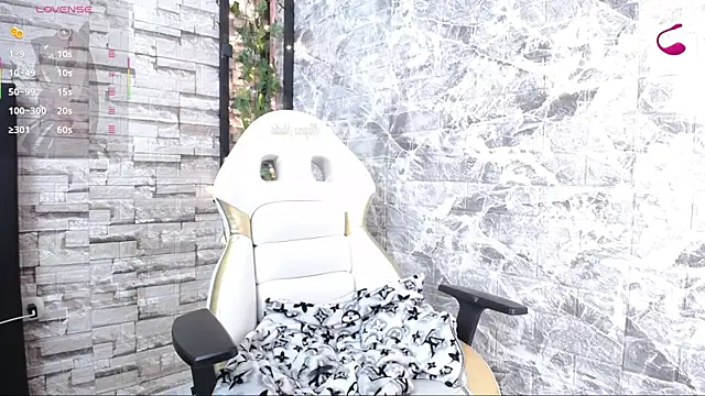 Kony Lan online show from November 6, 1:06 pm