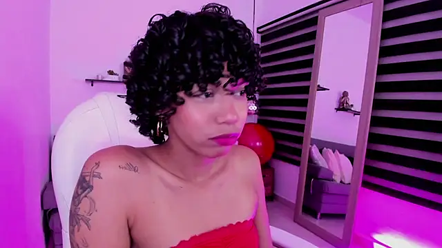 aitana kahlo online show from November 30, 7:51 pm