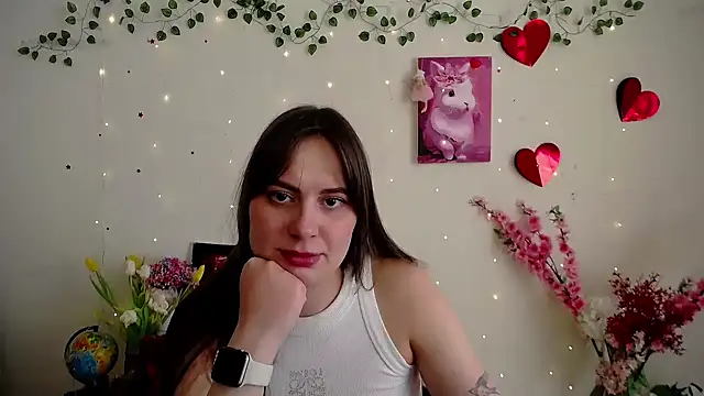 Amanda Bright  online show from March 14, 12:17 pm