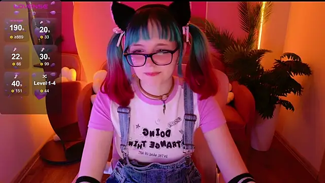 CoralineYoung online show from November 6, 3:18 pm