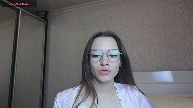 Nastiixx online show from October 6, 2:45 pm