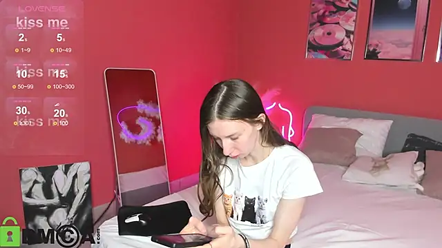 Lisbeth  Salander online show from September 14, 1:58 am