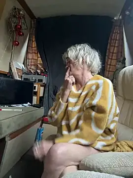 ladyboatlady online show from March 27, 6:15 am