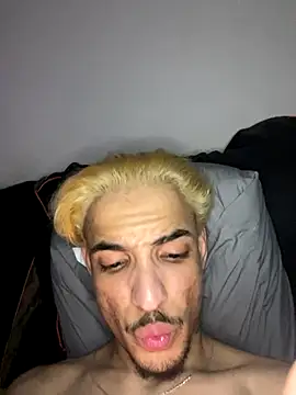 luluycoco online show from October 5, 11:43 pm