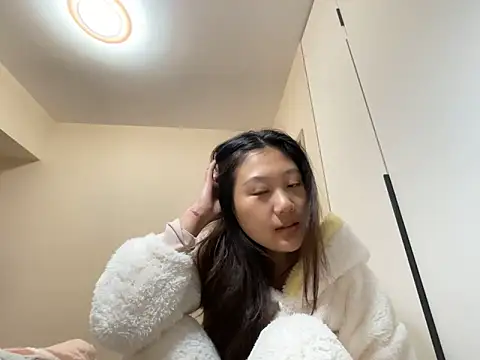 xena0501 online show from November 18, 3:02 pm