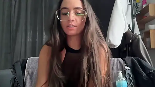 GiuliaDollx online show from September 13, 5:21 pm