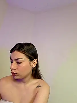 AmaiaSalvatore online show from October 23, 10:38 pm