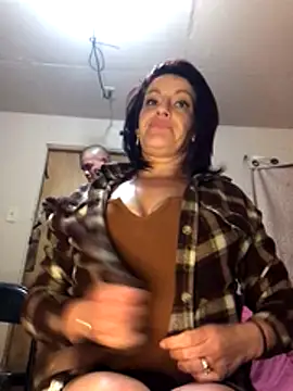 silverbay-456 online show from October 25, 8:55 am