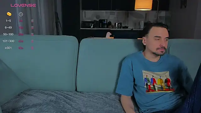 honeymoon11000 online show from October 28, 1:17 pm