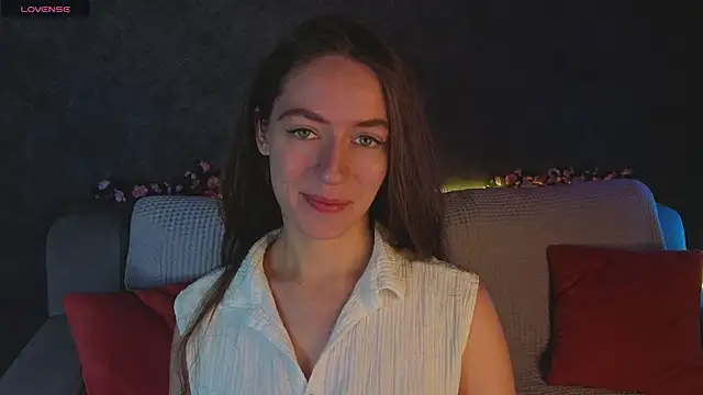Agnes Wells online show from June 6, 1:12 am
