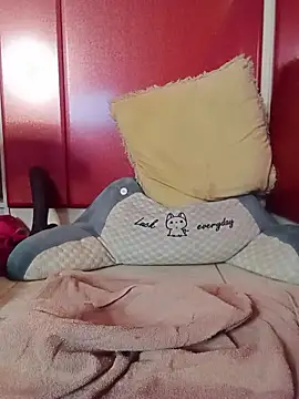 SquirtMilf00 online show from November 10, 4:40 am