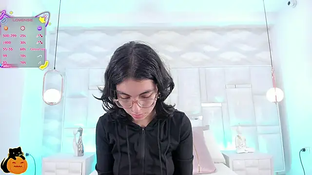 Im Molly Angel online show from October 12, 6:43 pm